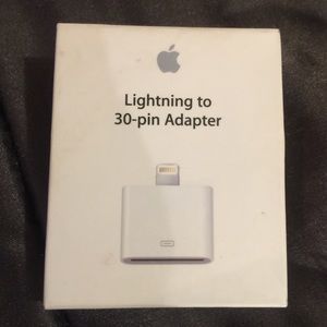 Apple Lightning to 30-pin Adapter
